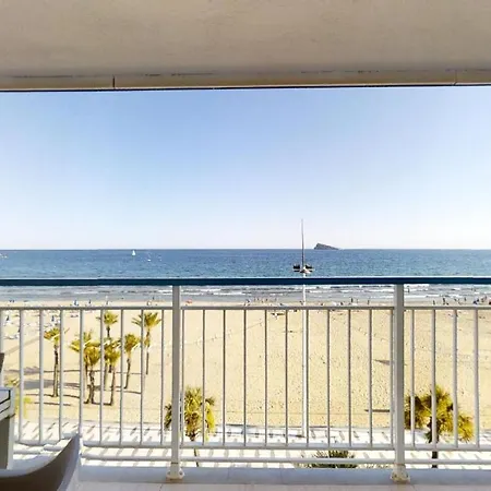 Luxury Beachfront Appartement